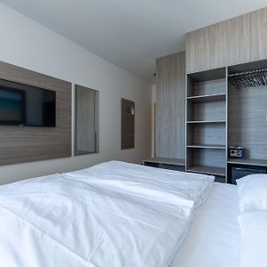 Kamer met een King Size Bed